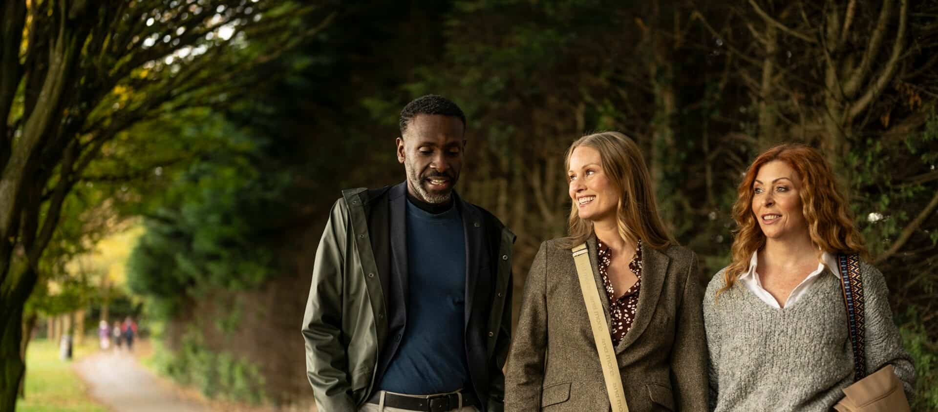 friends-walking-desktop-banner.jpg