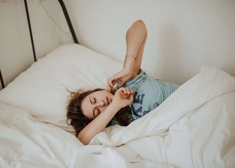 sleeping-with-ear-infection.jpg