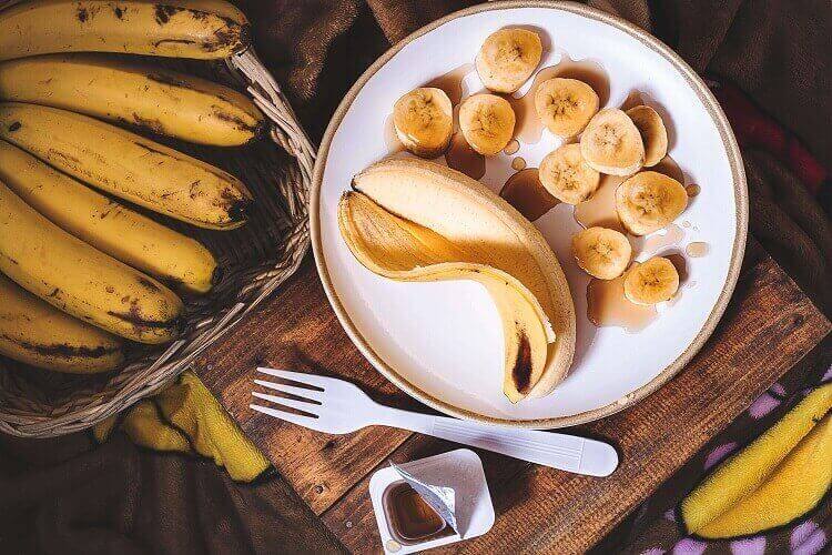 banana-for-hearing-health.jpg