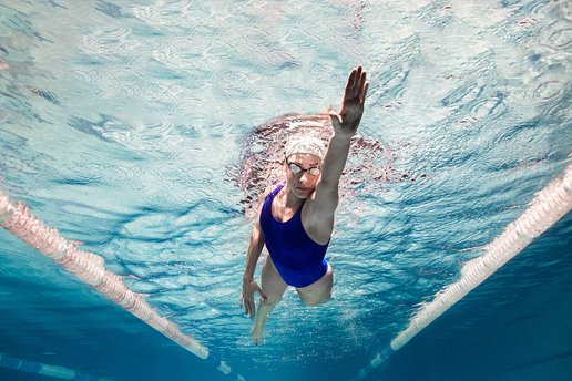 bigstock-underwater-picture-of-female-s-228896077.jpg