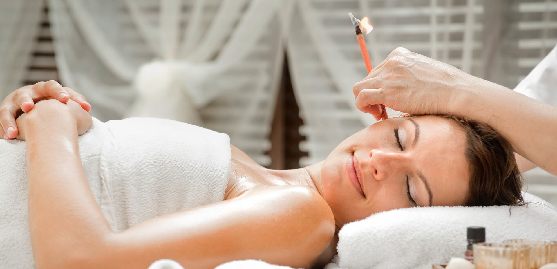 ear-candling-in-spa-desktop-banner.jpg