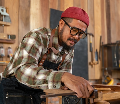 HearingProtection_Brand_Carpenter_EditorialSectionMobile.jpg