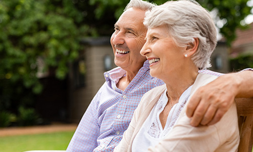 senior-couple-sitting-together-500.jpg