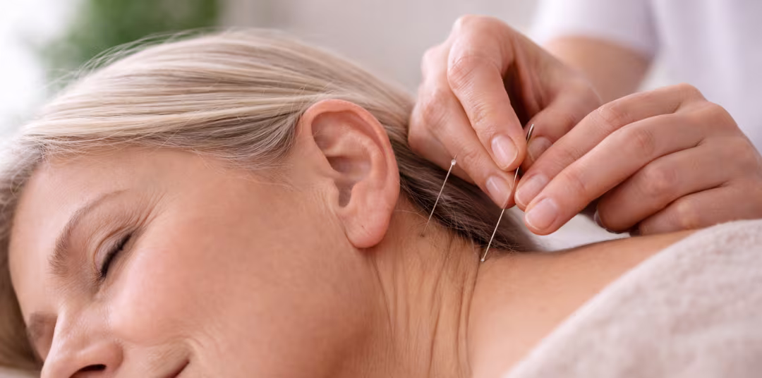akupunktur-punkter-tinnitus-editorial.avif