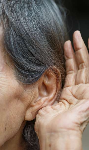 mobile banner 360x603-Elderly-Woman-Hearing-Loss-H-409132105.jpg