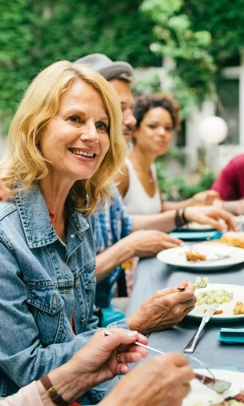 summer sale homepage hero mobile.jpg