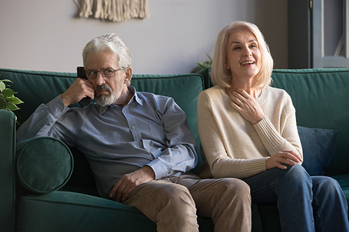 elderly-wife-soap-opera-lover-500.jpg