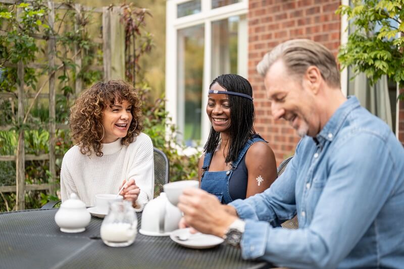 friends-drinking-tea-outside.jpg