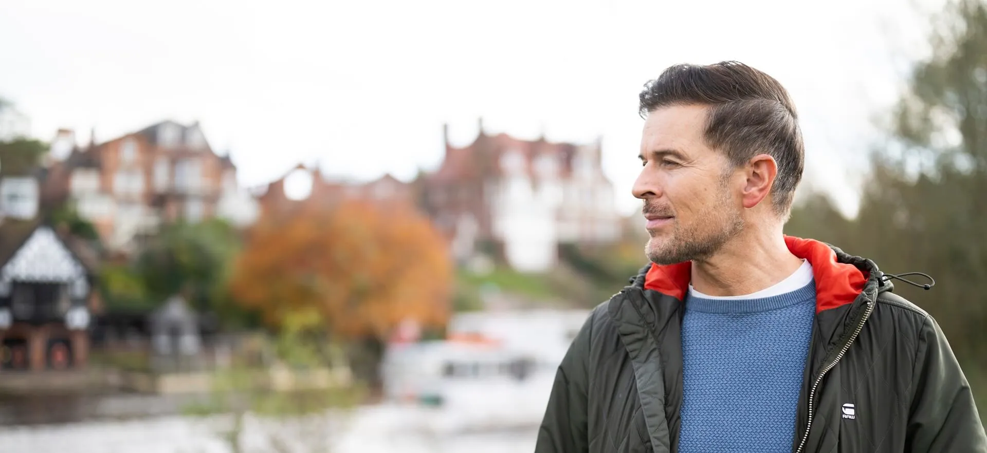 man-walking-down-the-river-desktop-banner.jpg