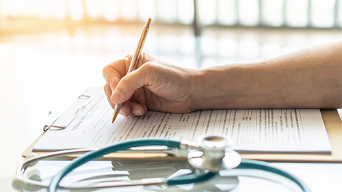 medical-doctor-writing-500.jpg