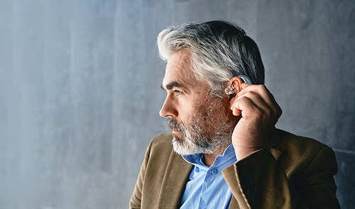 grey-haired-mature-man-500.jpg
