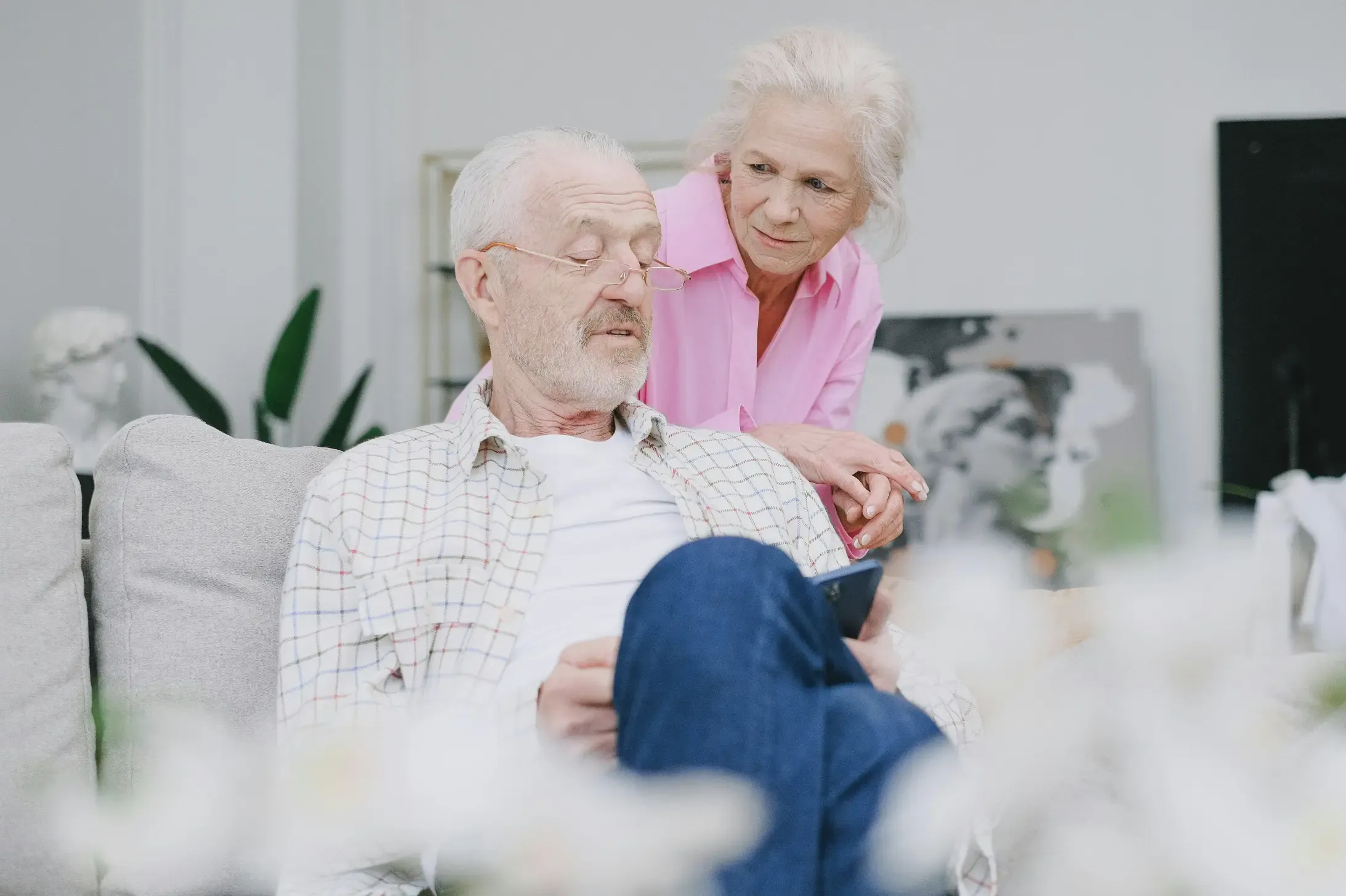 Blog 1- How to Spot Hearing Loss in Someone You Love_Desktop2.webp