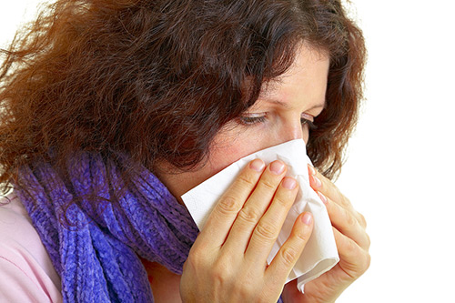 young-woman-with-flu-virus-500 .jpg