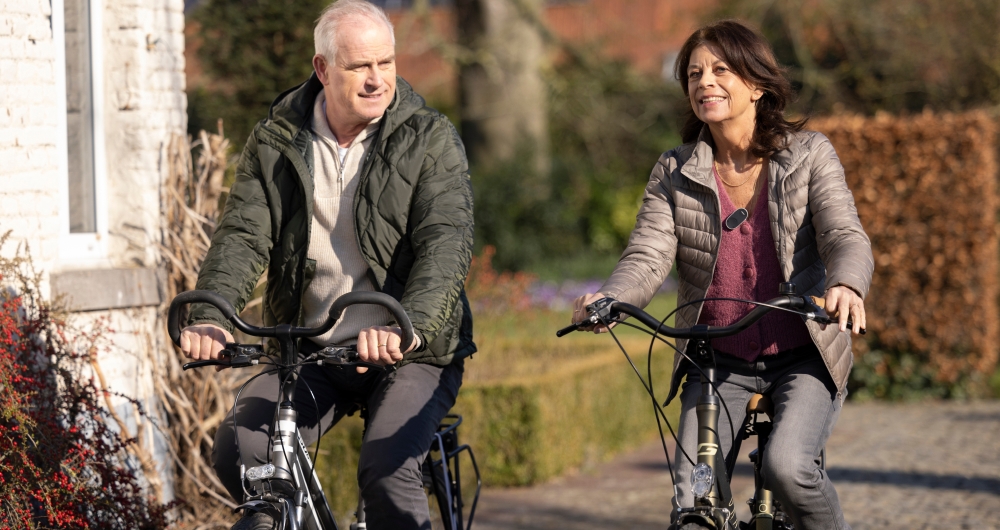 Man-and-woman-on-bicycle.jpg