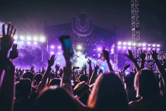 festival.jpg