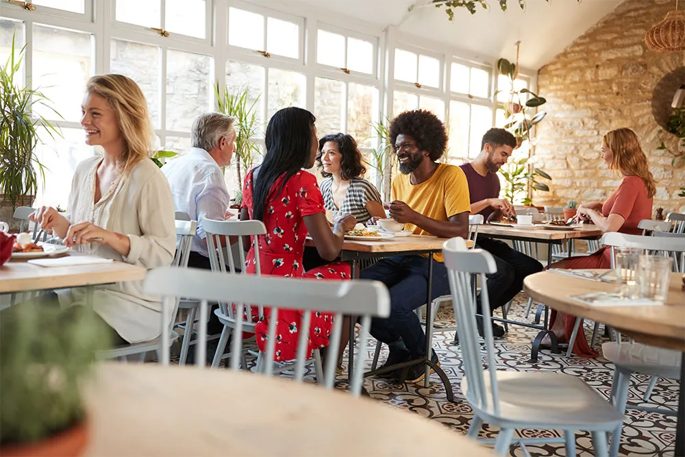 shutterstock_1243294873-ideale-restaurant.jpeg
