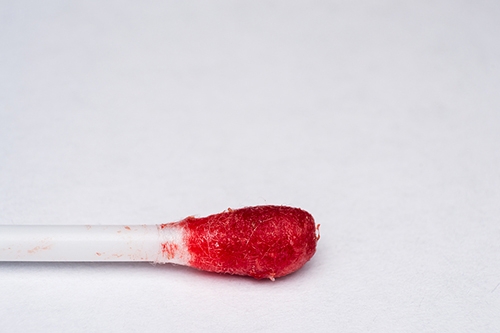 cotton-bud-with-blood-on500.jpg