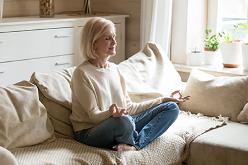 senior-woman-meditate-500.jpg