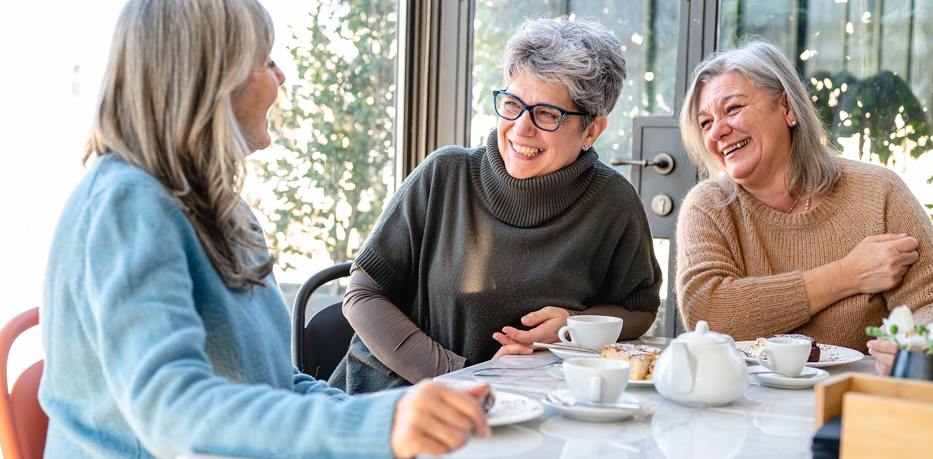 HA_why-do-so-many-seniors-refuse-to-wear-their-hearing-aids-DESKTOP.jpg