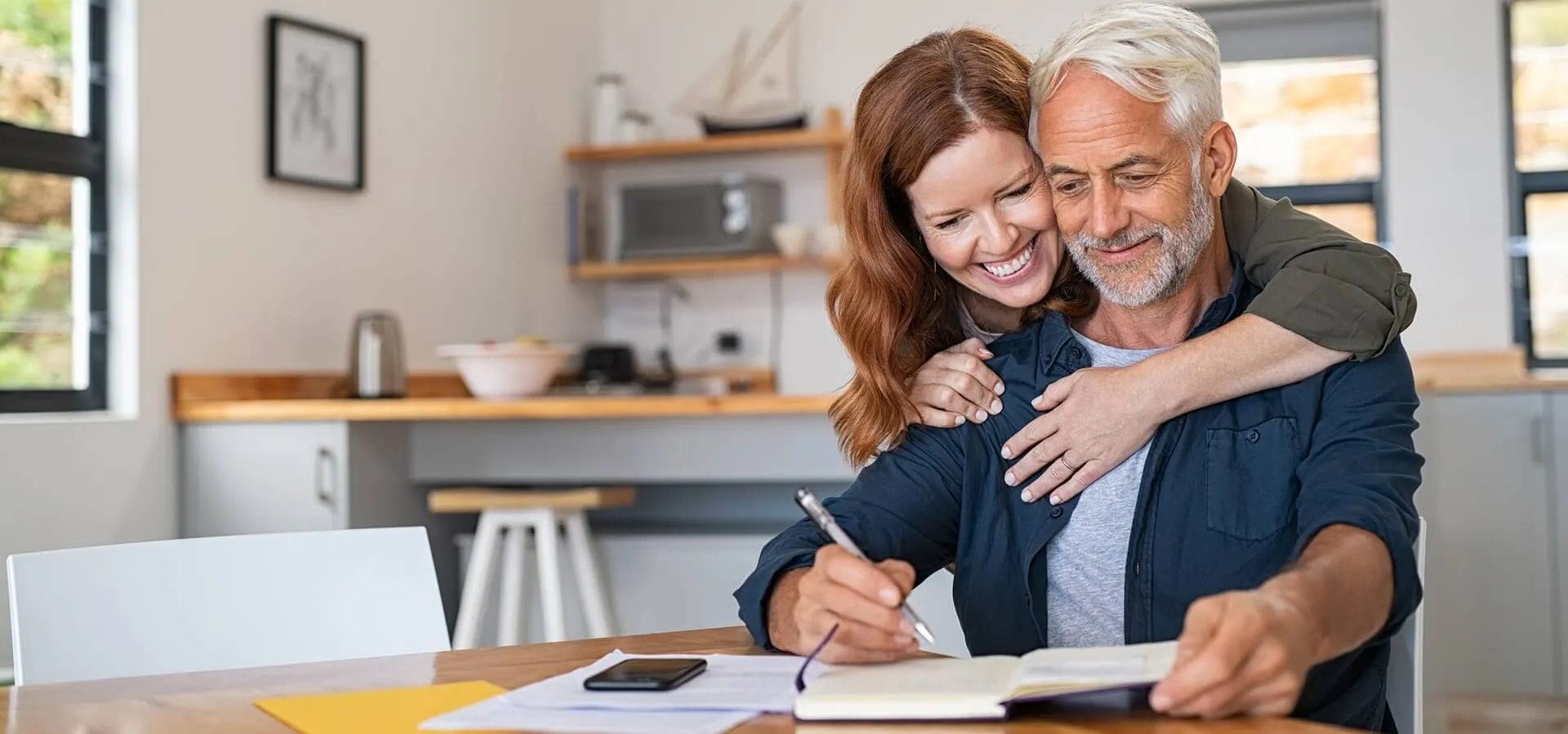 elderly-couple-in-kitchen-desktop-banner.jpg