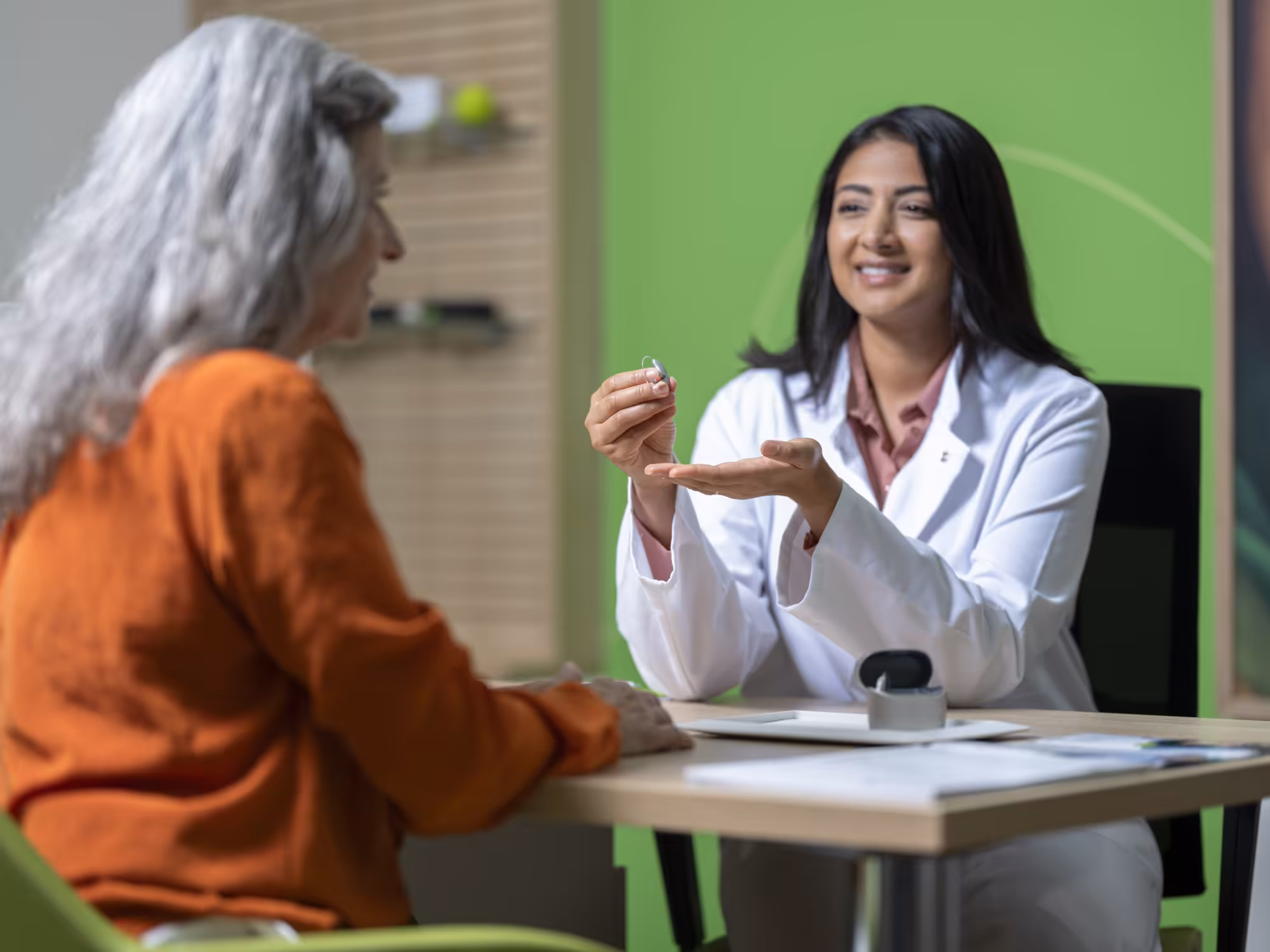 18. Bone-Anchored Hearing Aids vs. Traditional Hearing Aids.avif