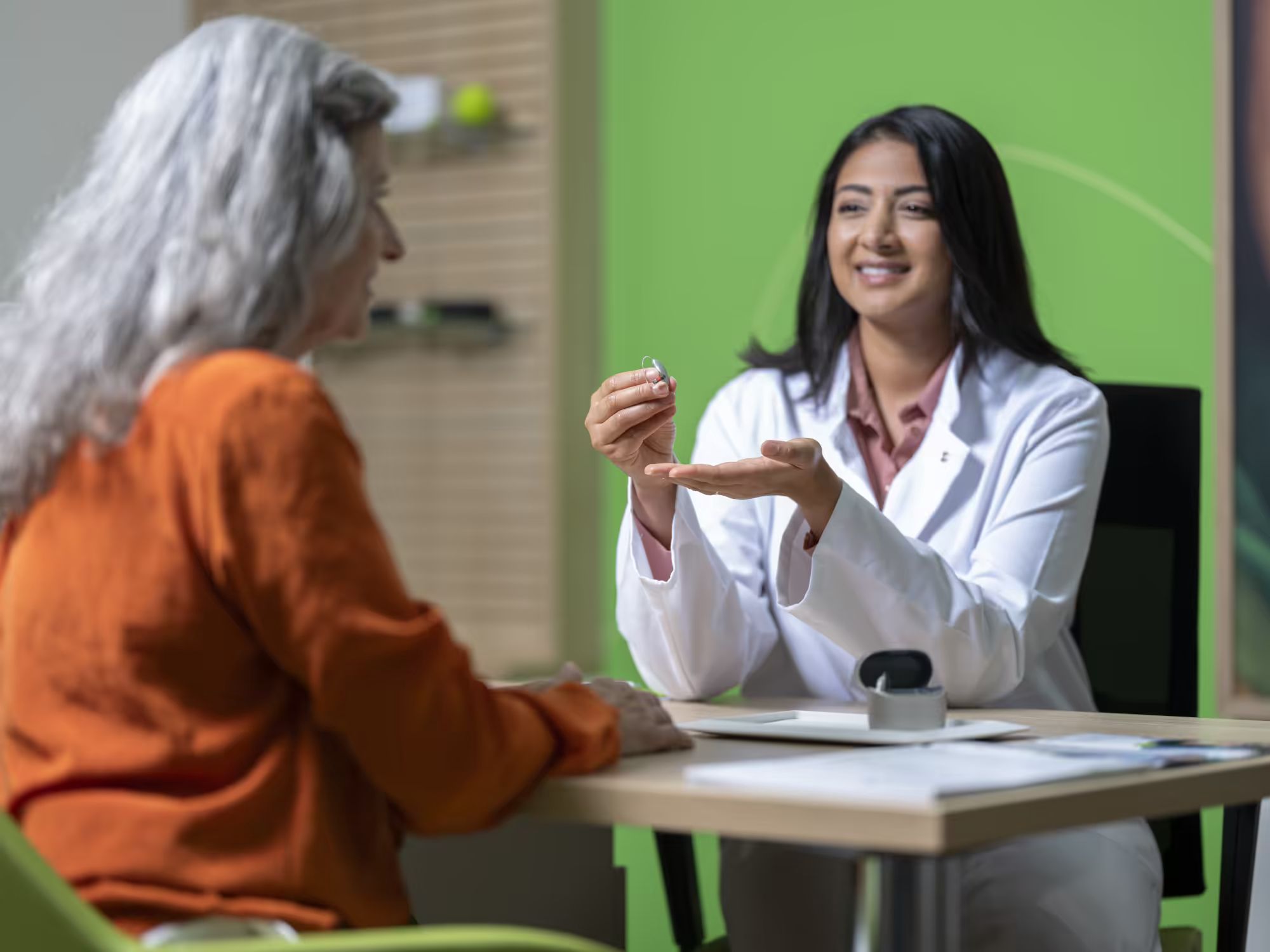 18. Bone-Anchored Hearing Aids vs. Traditional Hearing Aids.avif