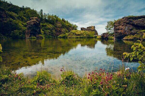 beautiful-lake.jpg
