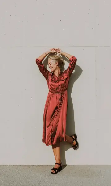 mobile banner 360x603_Westend61_OIPF02506_RED_DRESS_BSK_XXL_10K.webp