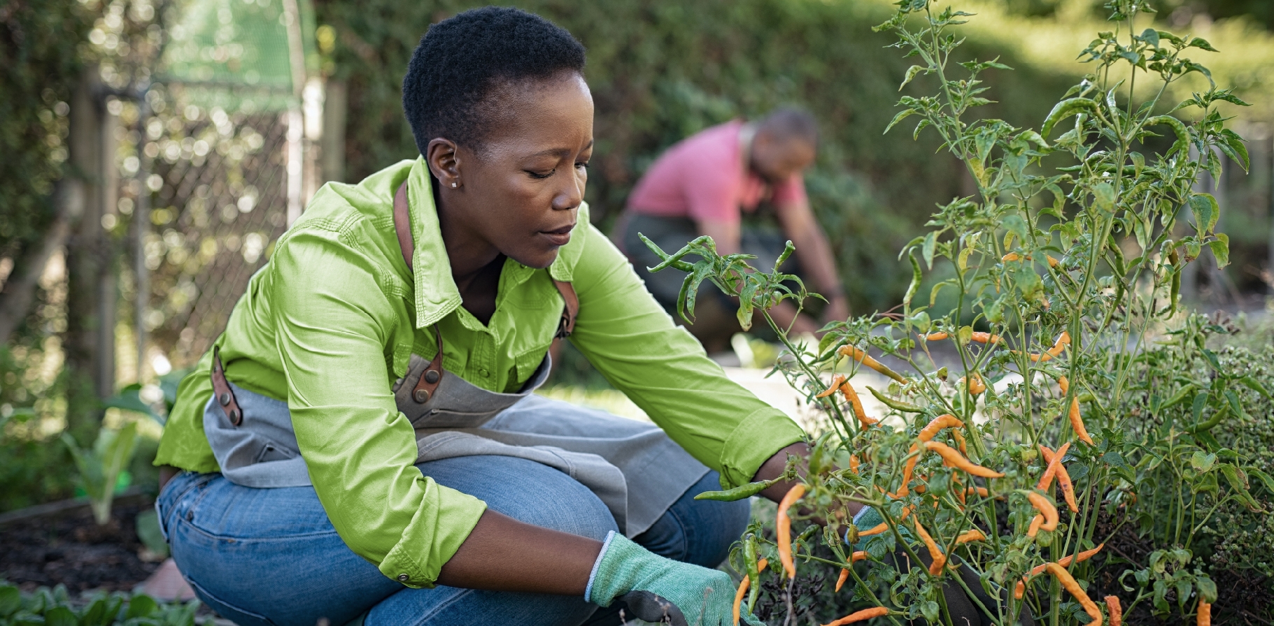 Desktop Banner 1821x896_Gardening_WOman-100.jpg