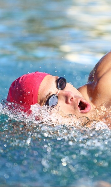 mobile banner 360x603-Man-swimmer-swimming-46859767.jpg