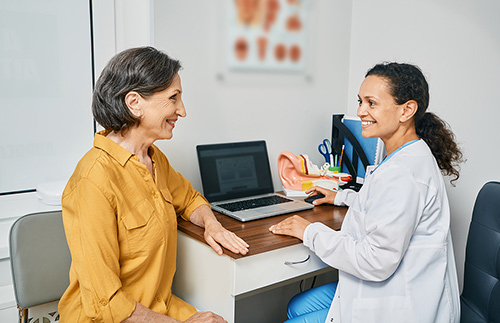 consultation-with-experienced-500.jpg