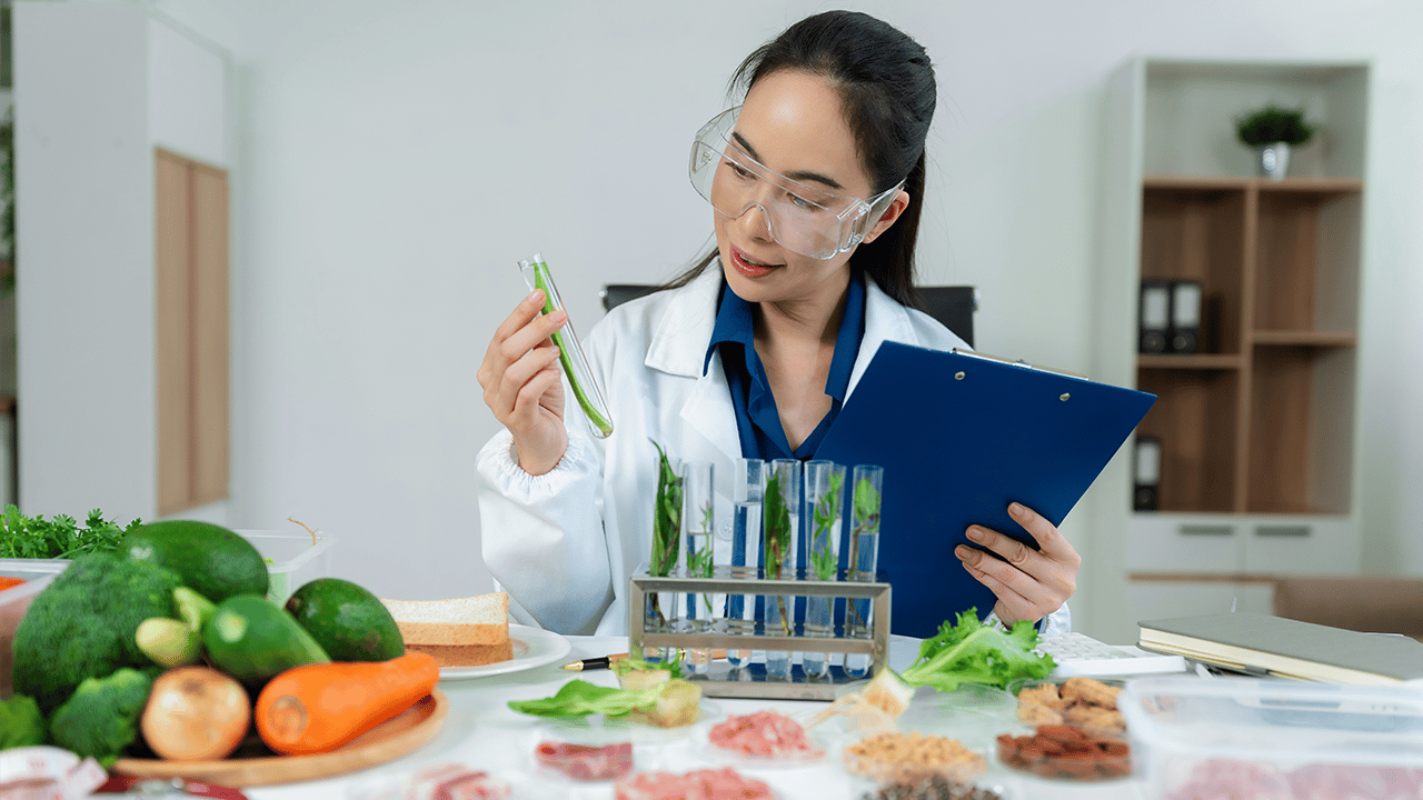 Kim Sample Kimberly Decker | Food & Beverage Insider