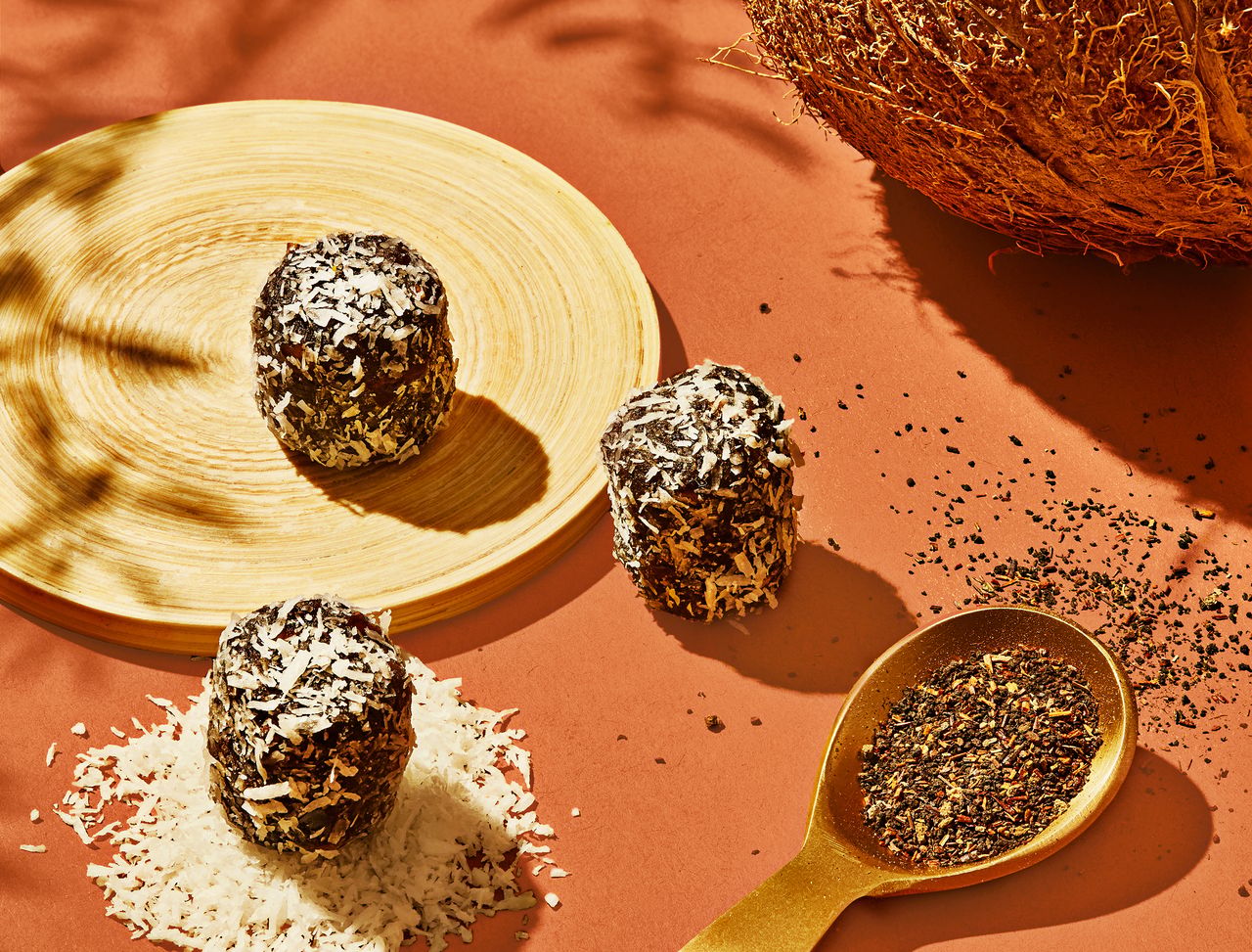 Rootles Snacks Bites of Brilliance: Rootless Daily Bite – video