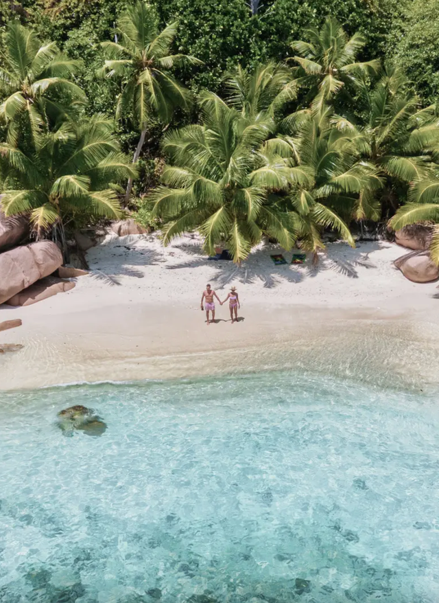 Jetzt entdecken Paar-Urlaub am Strand