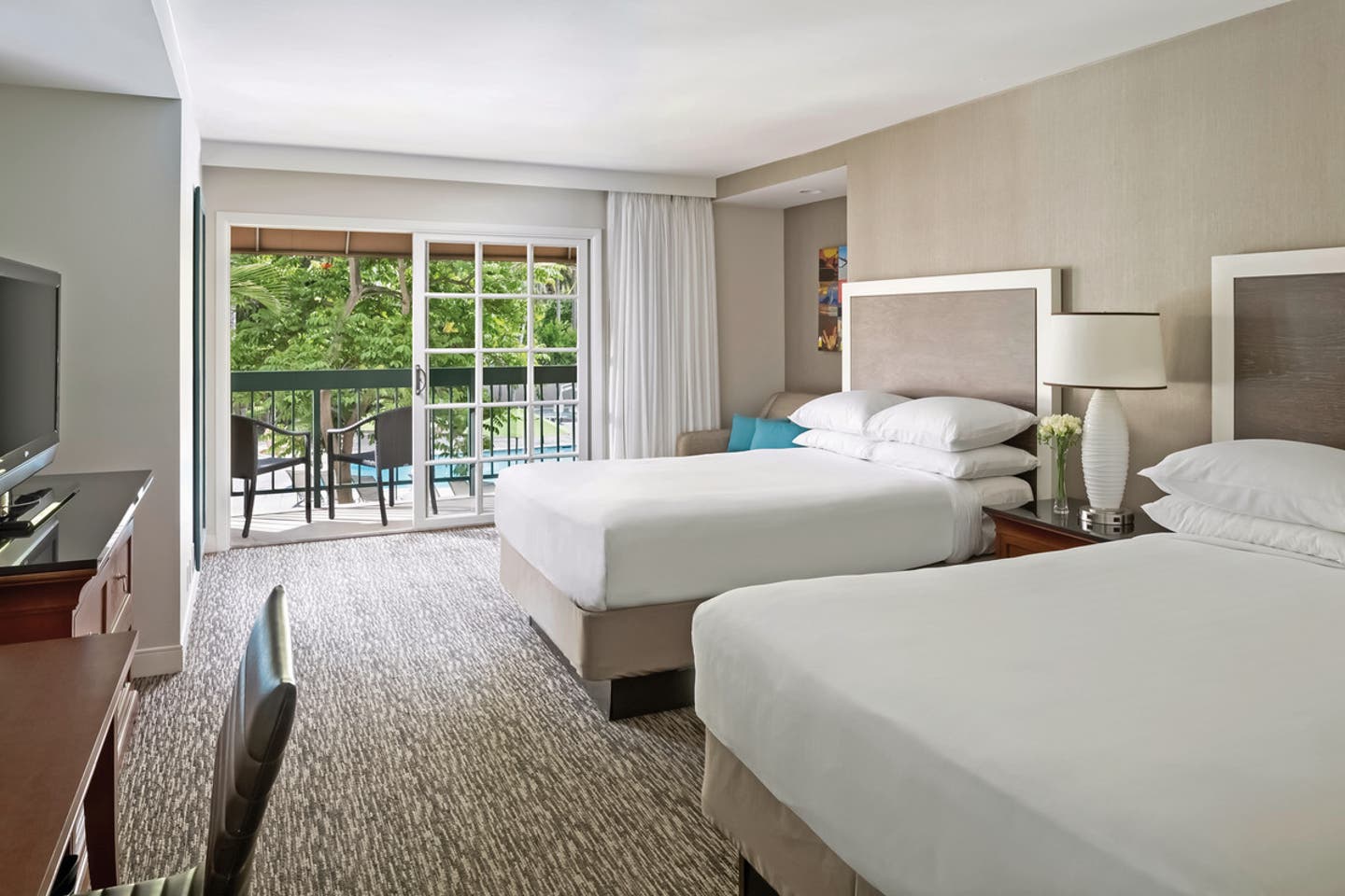 Wohnbeispiel Balcony View Room