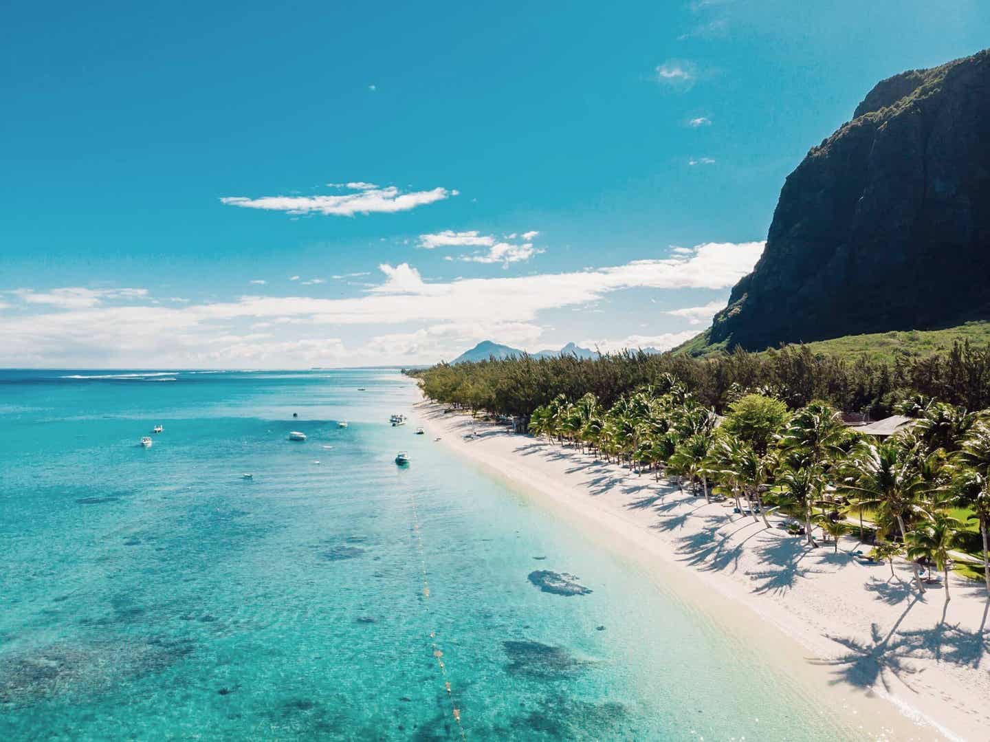 Afrika beste Reisezeit: Strand auf Mauritius
