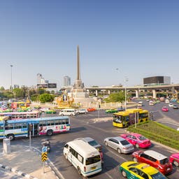 thailand-bangkok-stadtverkehr-t-534127290.jpg