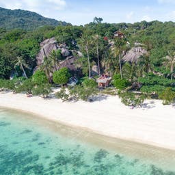 Thailand-Koh-Phangan-Traditionelle-Bungalows-g-668096620.jpg