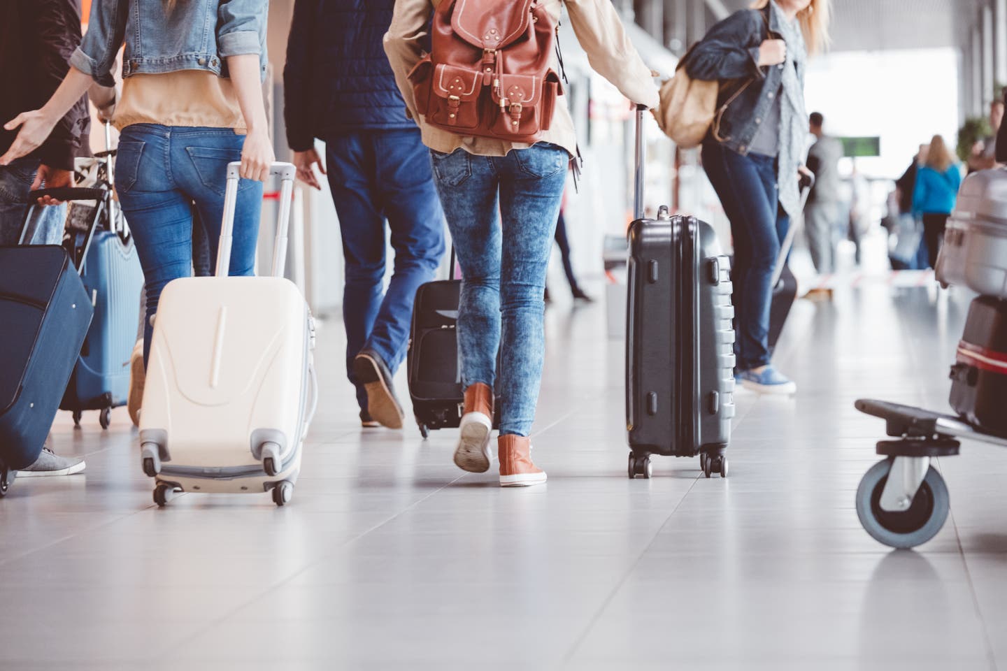 Einreise Kenia: Passagiere am Flughafen