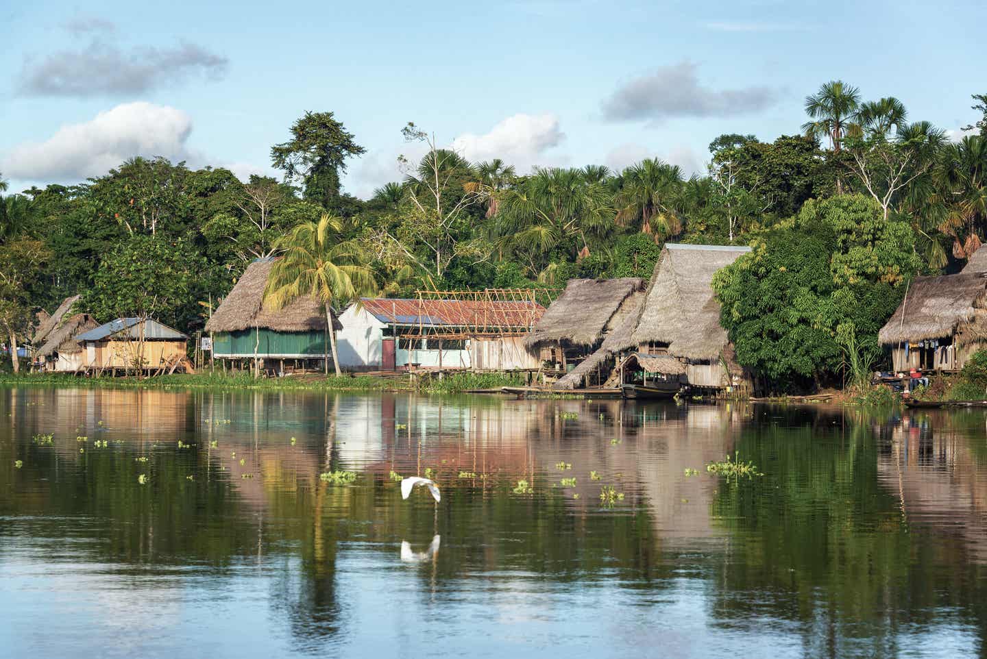 Dorf im peruanischen Urwald