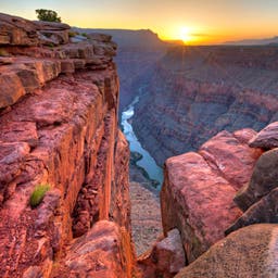 Grand Canyon Hotels