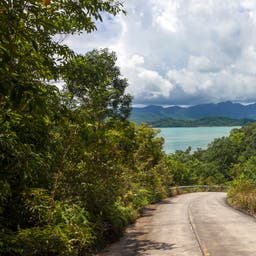 thailand-koh-chang-strasse-aussicht-t-611333822.jpg