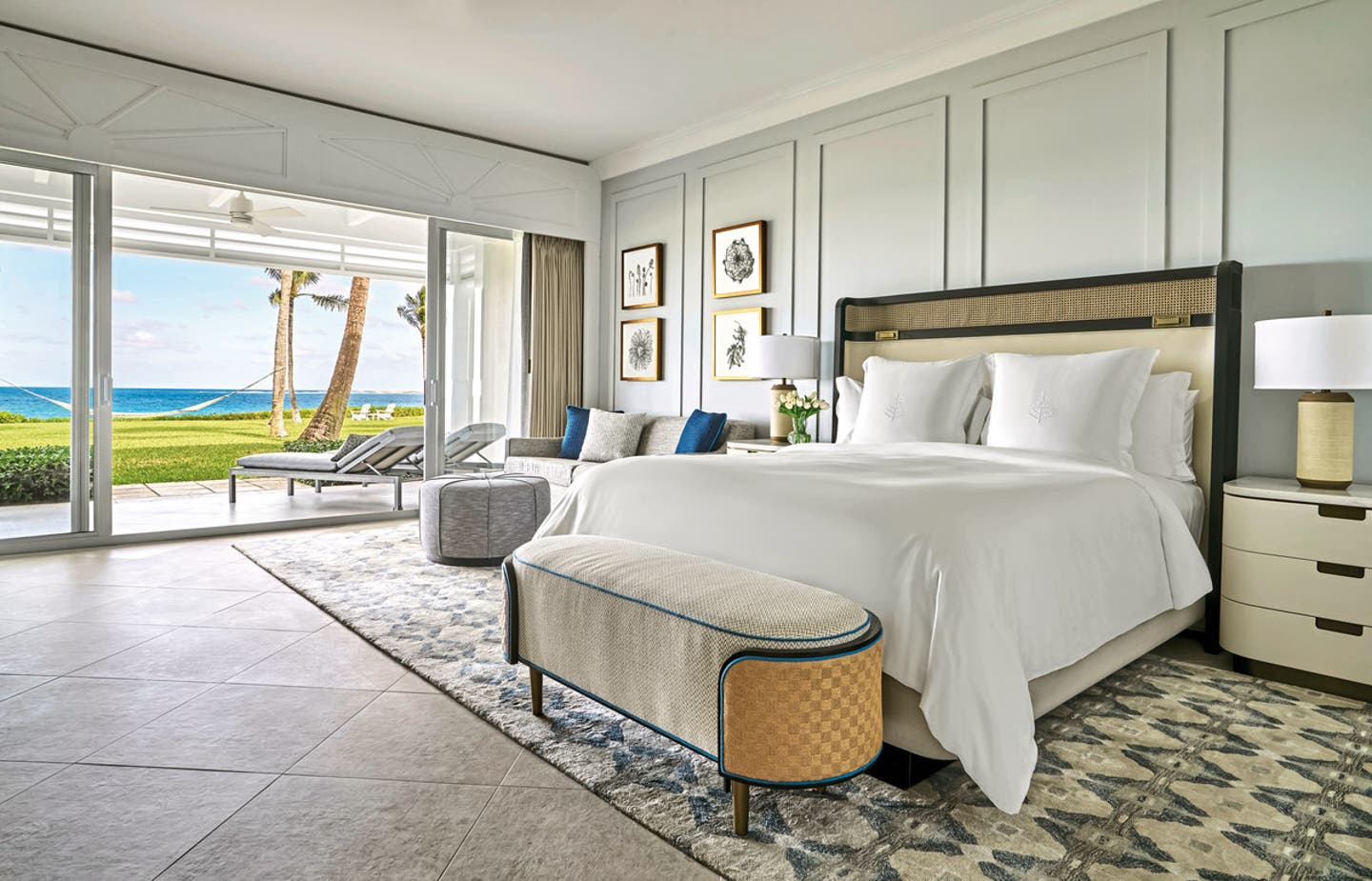 Wohnbeispiel Luxury Oceanfront Crescent Wing