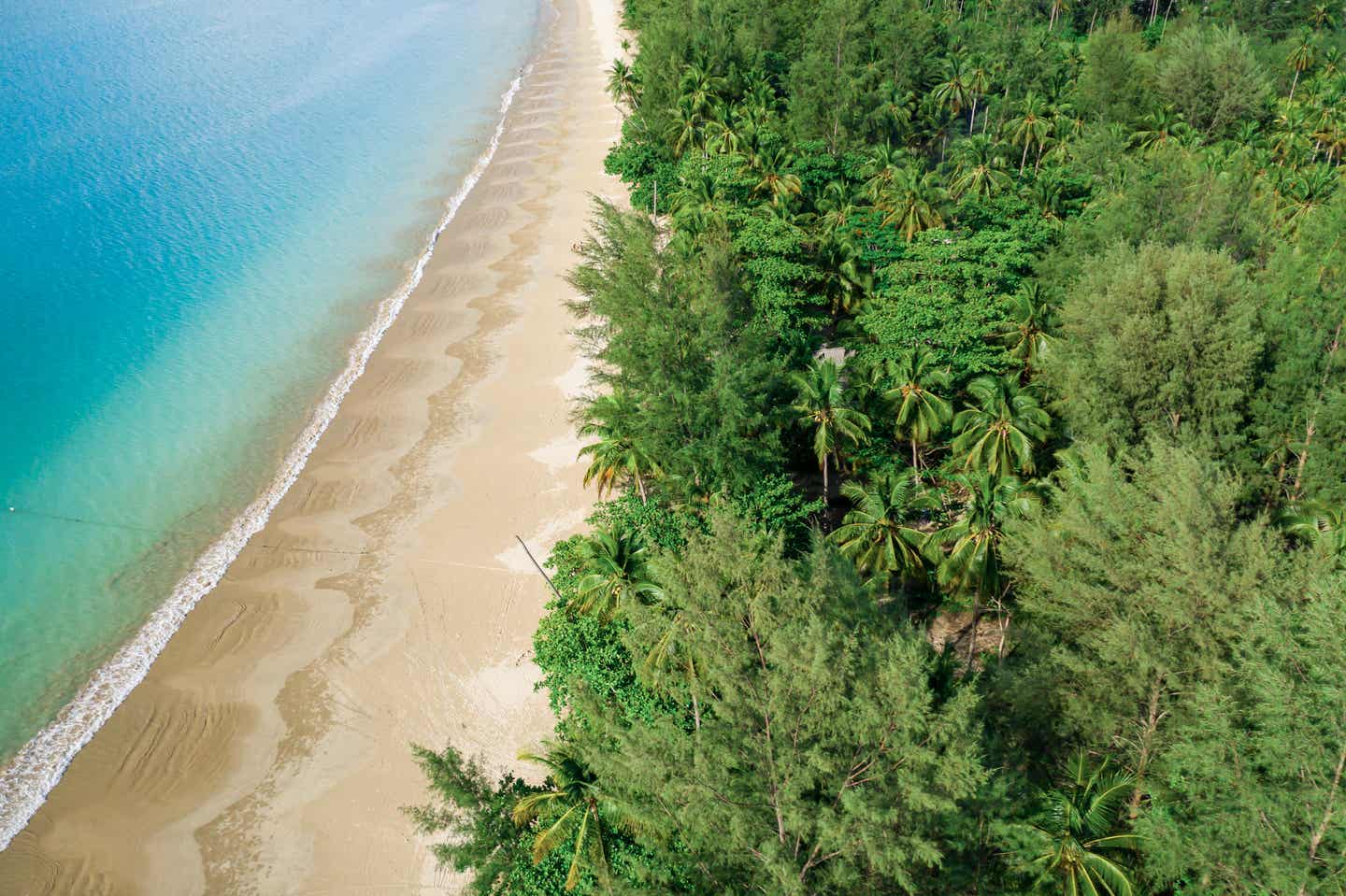 Strand von oben in Khao Lak 