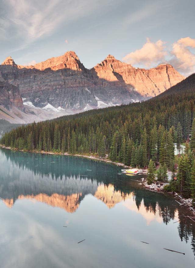 Nordamerika Urlaub Moraine Lake im Banff Nationalpark