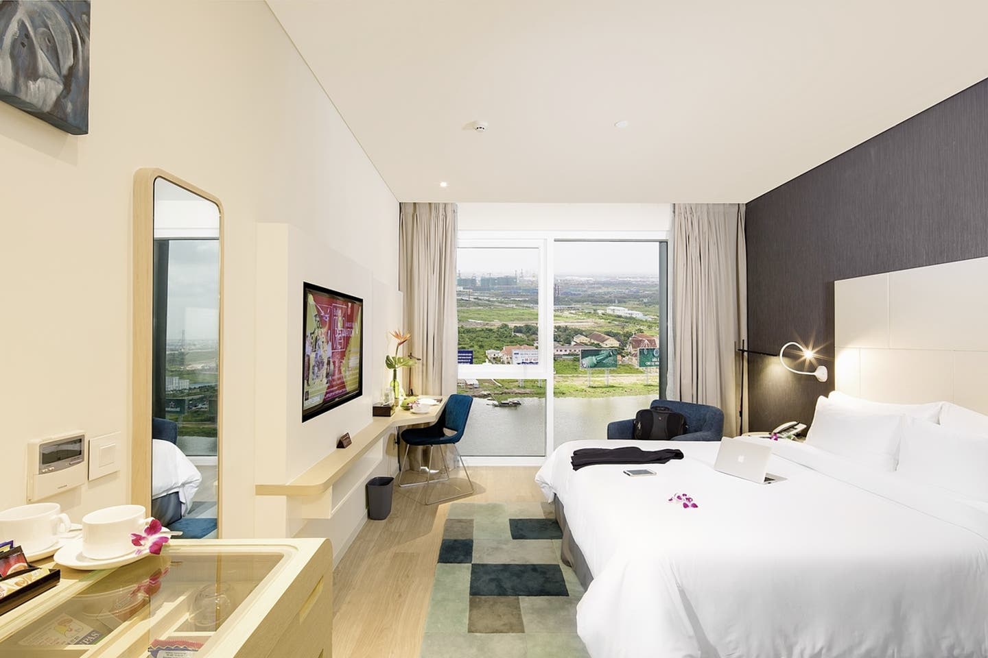 Wohnbeispiel Premier River View Room