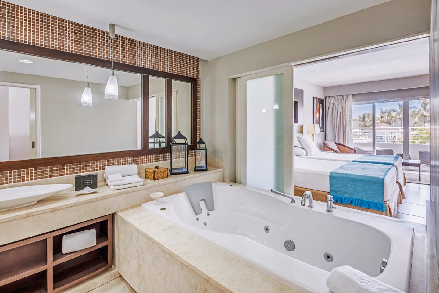 Wohnbeispiel Juniorsuite Royal Service
