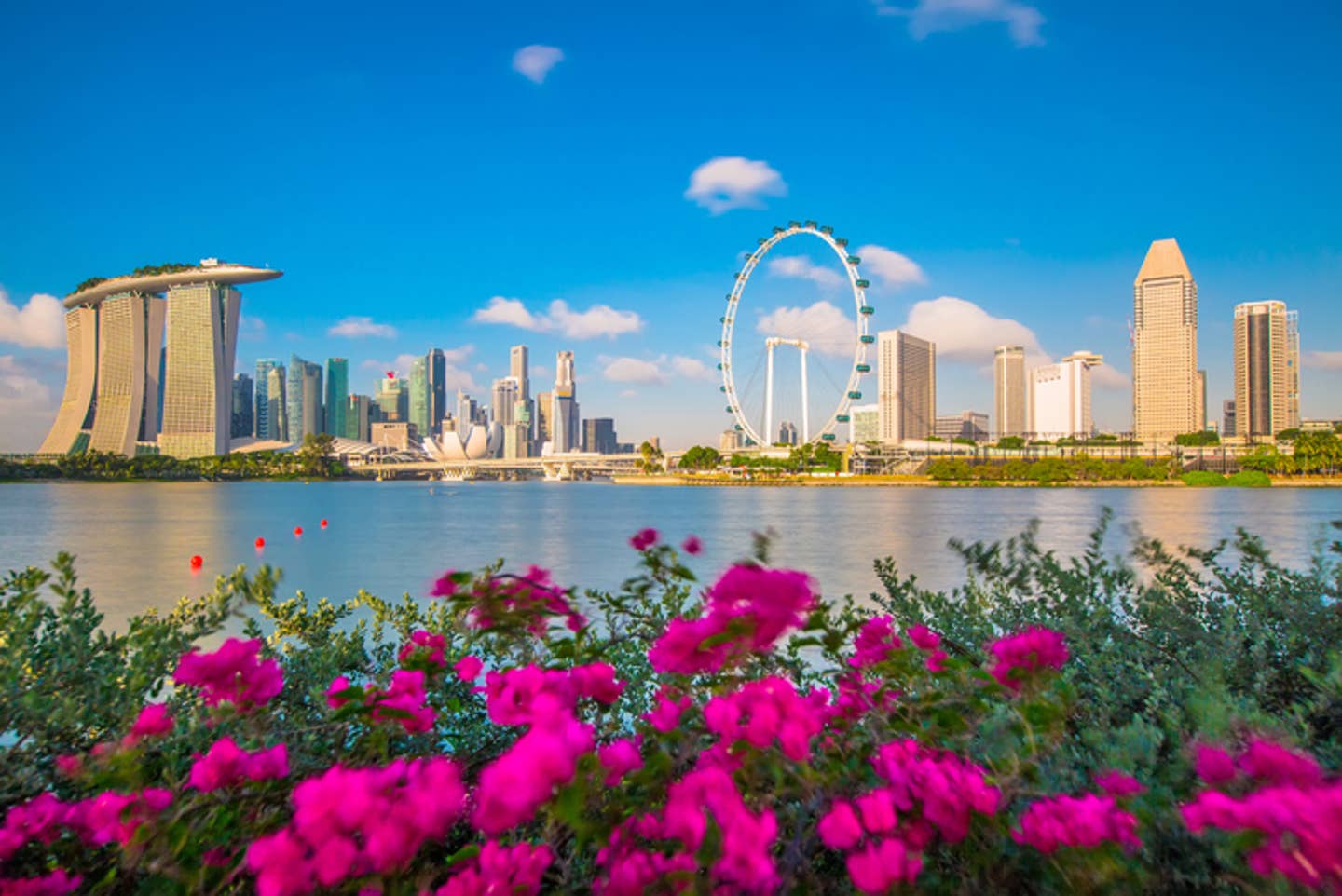 Rundreisen Singapur: Panorama der Skyline Singapurs