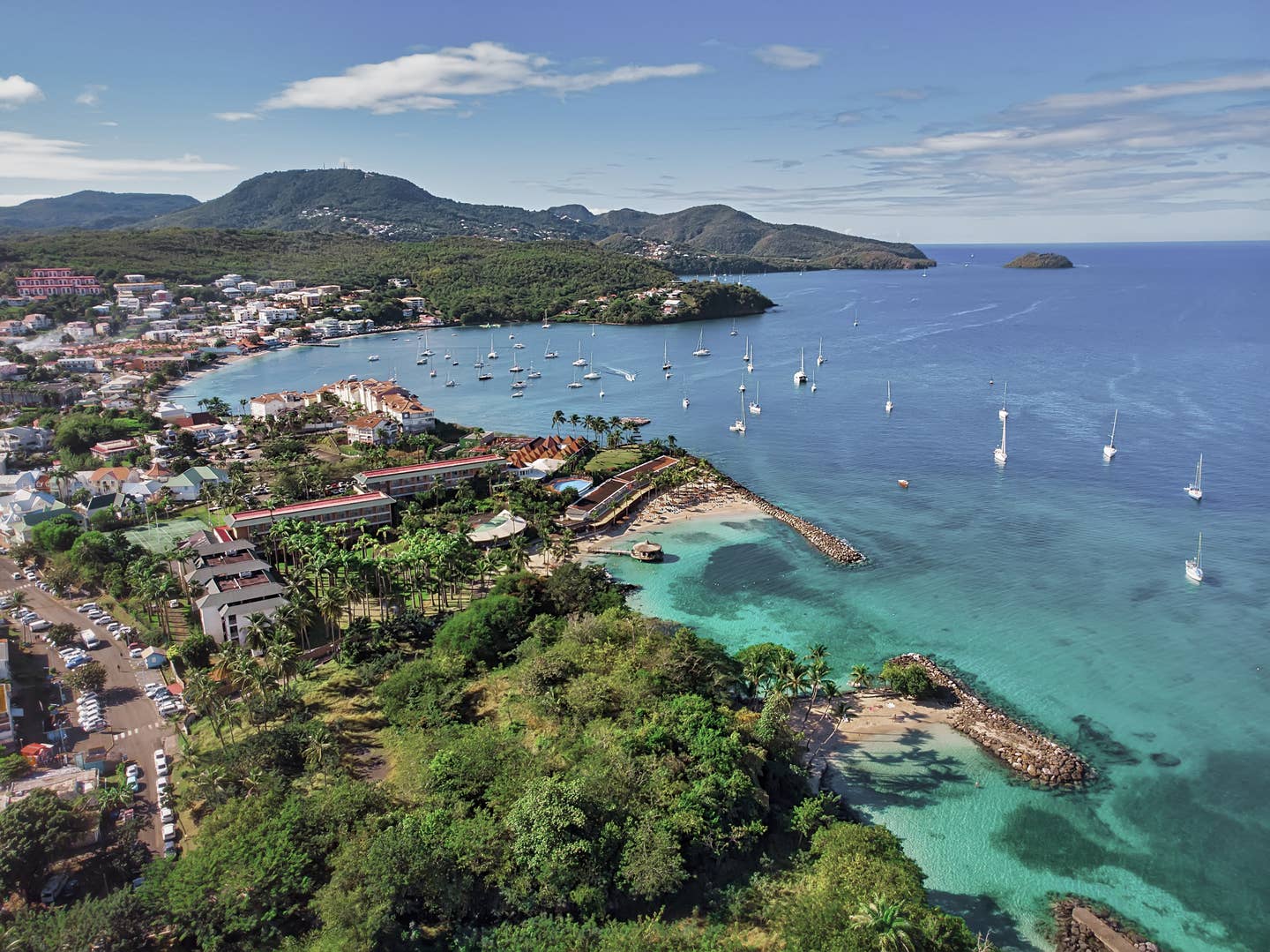 Luftaufnahme von Les Trois Ilets in Martinique