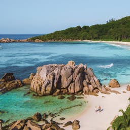 Anse-Cocos-Strand-La-Digue-Seychellen-g-1071663614.jpg